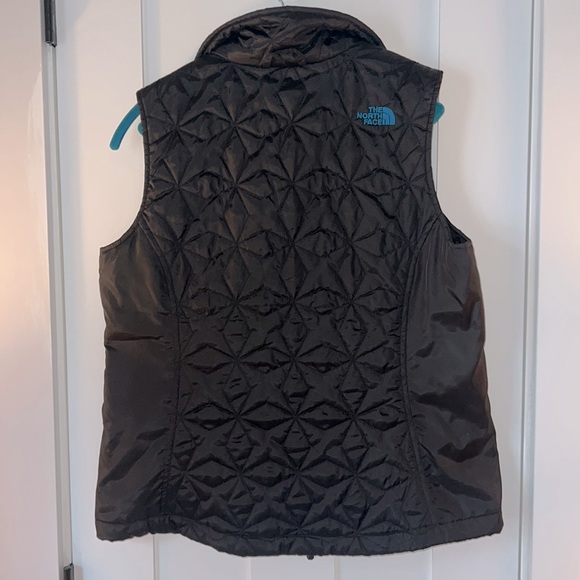 The North Face vest - Picture 5 of 8